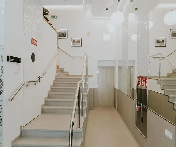 Catalina Plaza Sostenible فندق 3*