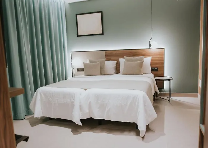 Отель Catalina Plaza Sostenible