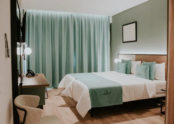 Catalina Plaza Sostenible فندق