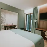 Hotel Catalina Plaza Sostenible 3*
