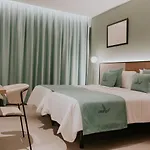 Hotel Catalina Plaza Sostenible 3*