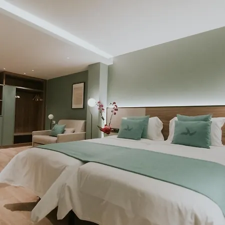 Catalina Plaza Sostenible Готель 3*
