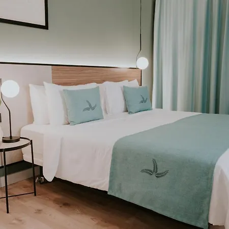 Catalina Plaza Sostenible Готель