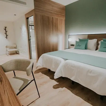 Catalina Plaza Sostenible Готель