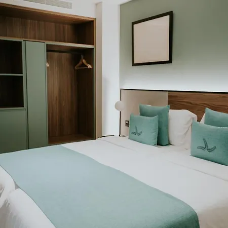 ホテル Catalina Plaza Sostenible