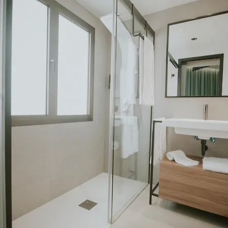 Готель Catalina Plaza Sostenible