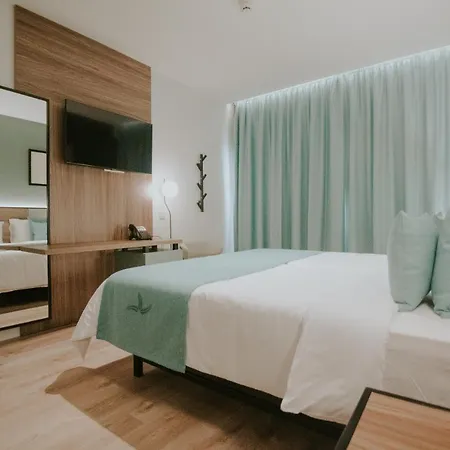 Catalina Plaza Sostenible 3*