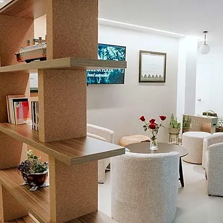 Catalina Plaza Sostenible 3*