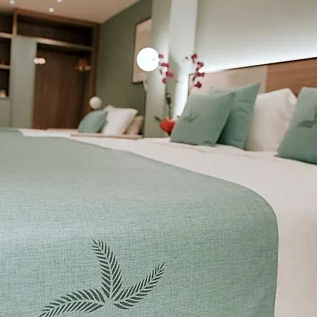 Hotel Catalina Plaza Sostenible 3*
