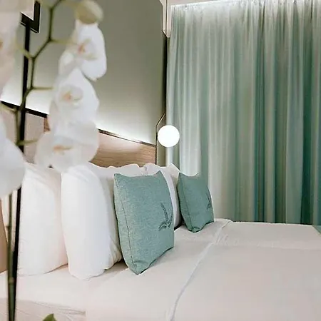 Hotell Catalina Plaza Sostenible