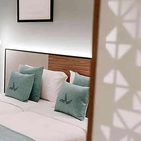 Catalina Plaza Sostenible Hotell