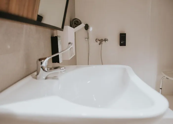 Catalina Plaza Sostenible 라스팔마스