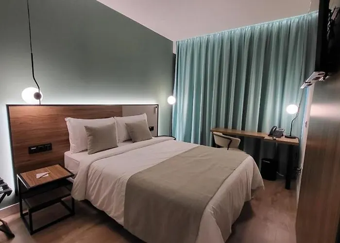 호텔 Catalina Plaza Sostenible 3*