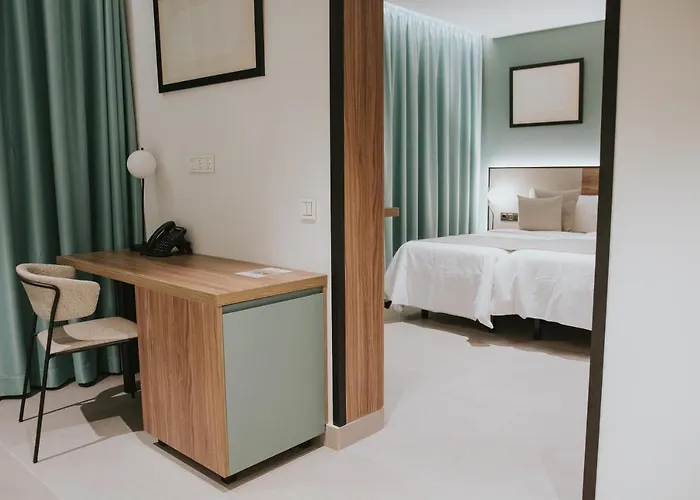 Catalina Plaza Sostenible 3*